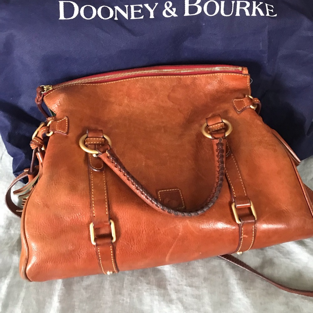 Dooney&Bourke satchel